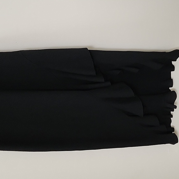 ALC Kellam Black Ribbed Cold Shoulder Ruffle Trim Stretch Knit Midi Dress Large - Picture 11 of 16